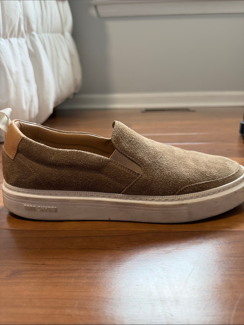 Men's Slip-On Suede Casual Sneakers - Tan